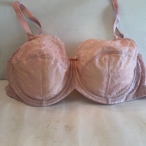 Curvy couture, blush, pink bra comfort wire adjustable size 42DD